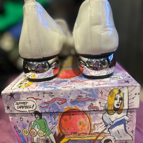 Jeffrey Campbell White patent Leather Loafers with Gorgeous Crystal Detail - Picture 4 of 9